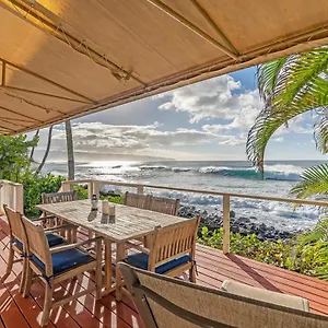  Holiday home Waimea Bay Shoreline House